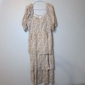Chic Paisley Maxi Dress in Cream and Brown